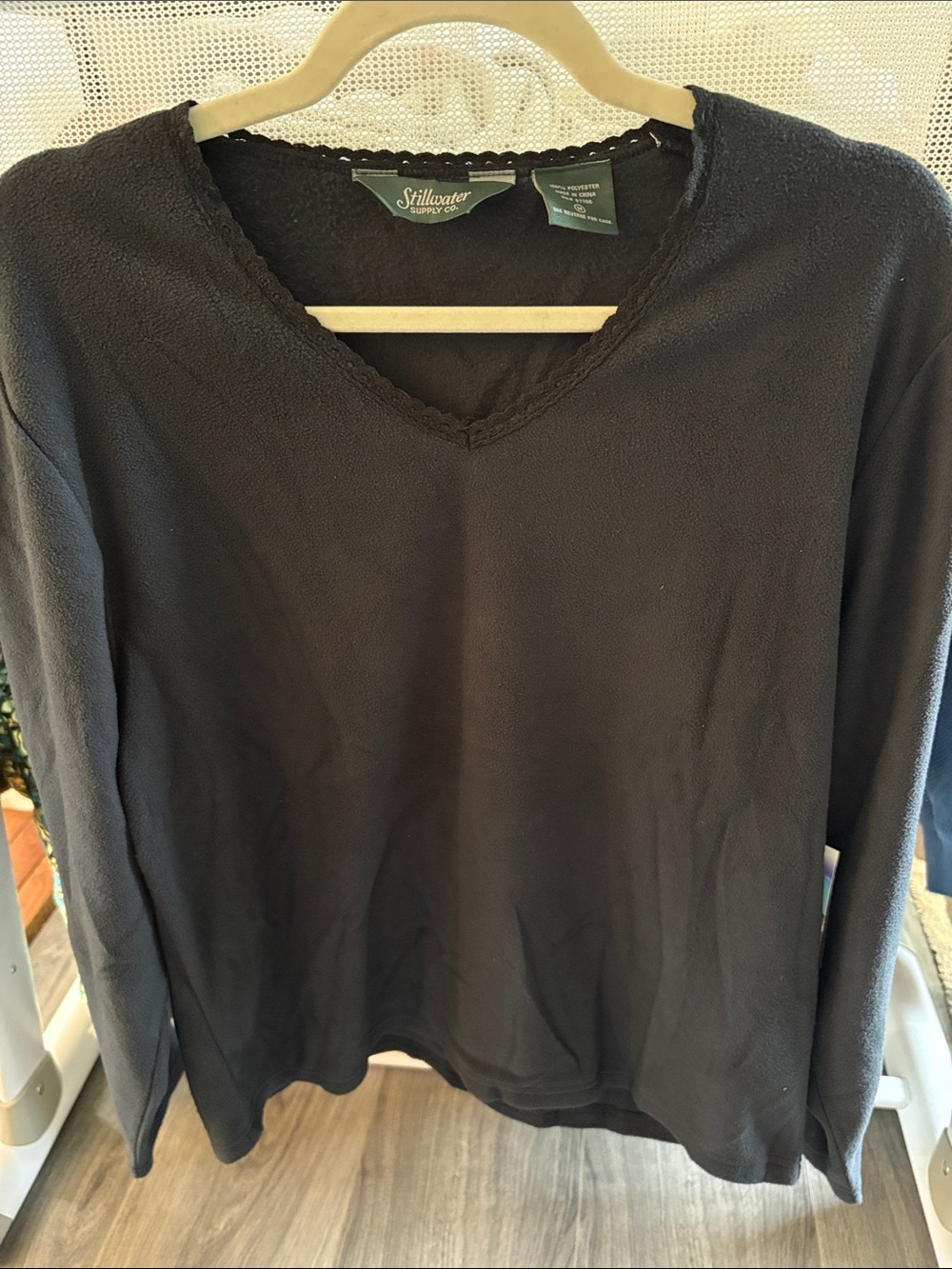 Stillwater Women's V-Neck Sweater in Black